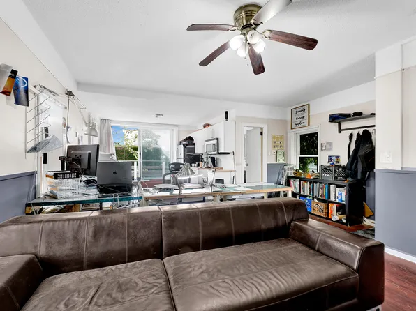 1011 Banner Avenue image 18 of 23