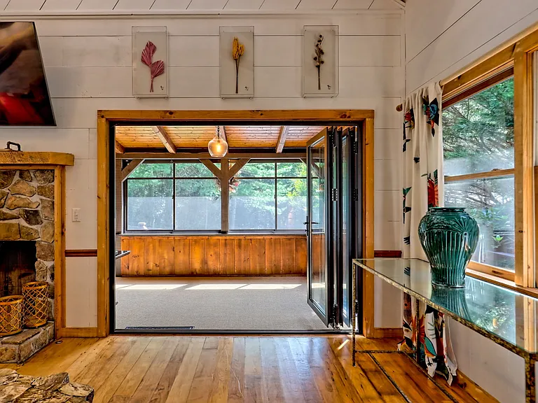 32 Hill Camp Ln — Photo 8