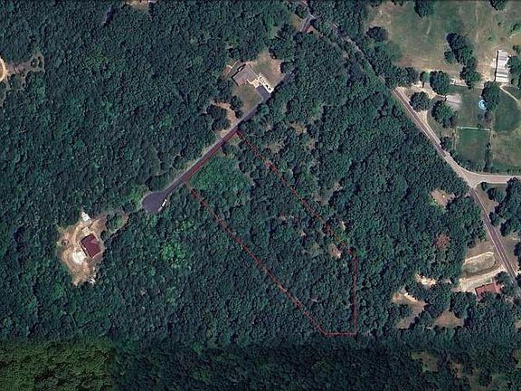 2nd image of 518 Winding Woods Ct