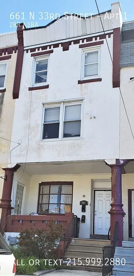 Spacious 2 bedroom apartment at 661 N. 33rd St — Photo 1