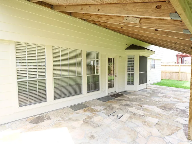 23822 Hopewell Dr — Photo 40