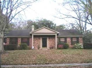 1613 Long Wood Rd, Mobile, AL 36609