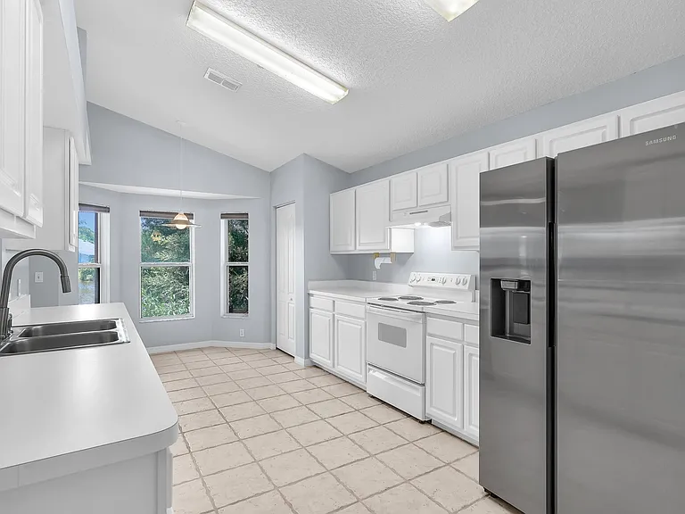 2340 Commodores Club Blvd — Photo 10