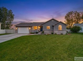 3947 E Jordan Cir, Ammon, ID 83406