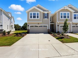 6006 Mallow Crossing Ln, Charlotte, NC 28213