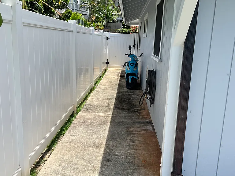 Akalani Pl — Photo 9
