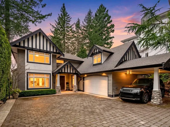 4081 Woodbury Ave, North Vancouver, BC V7N 3N4