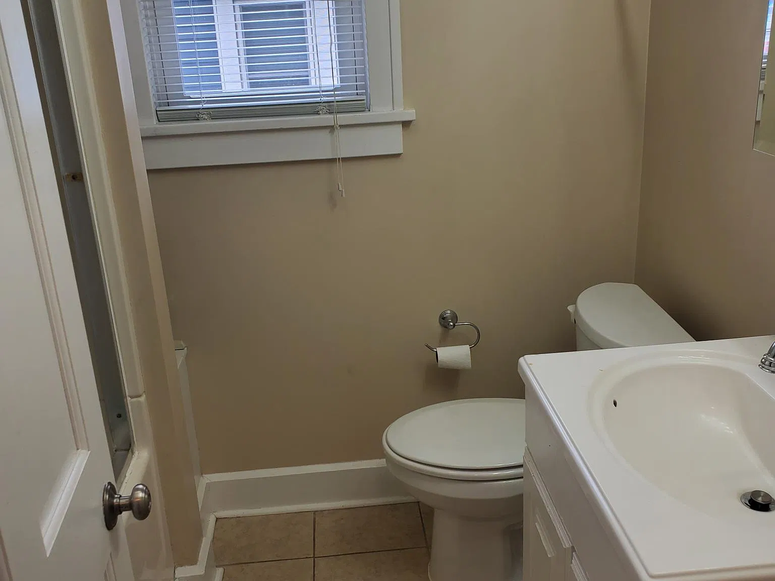 1 bed, 700 sqft, $825 — Photo 2