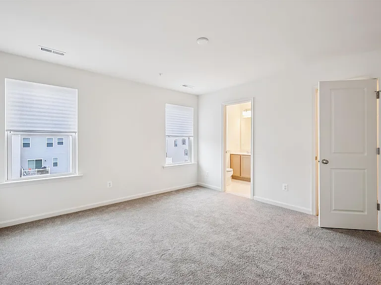 Primary Bedroom with ensuite Bathroom