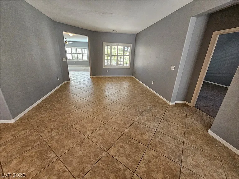 2259 Sandstone Cliffs Dr — Photo 11