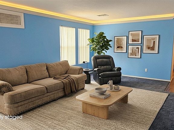 5th image of 11832 Magliana St