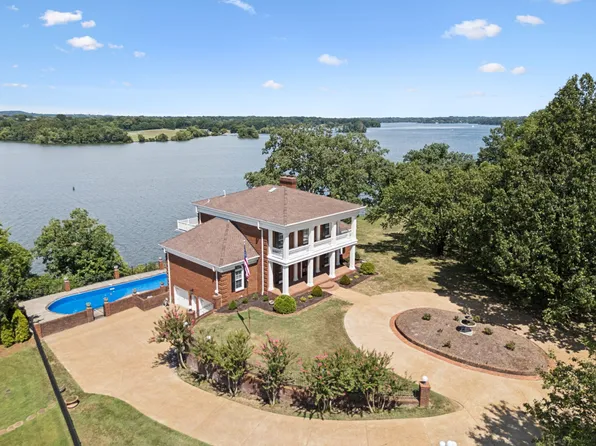 103 Cherry Branch Ln, Old Hickory, TN 37138