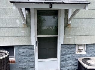2111 Sunbriar Ln #B, Gwynn Oak, MD 21207