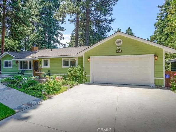 31671 Luring Pines Dr, Running Springs, CA 92382