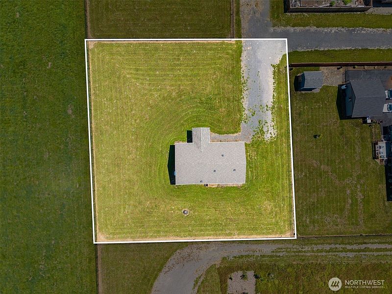 4th image of 208 Mossyrock Road W