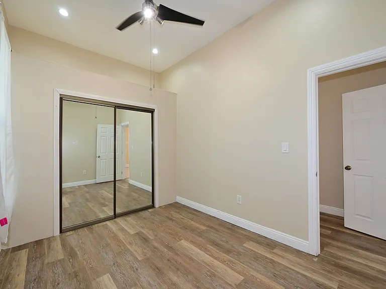 332 E Olive Ave — Photo 27
