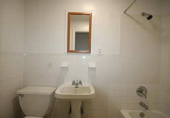 5th image of 529 E 13th St APT 4B