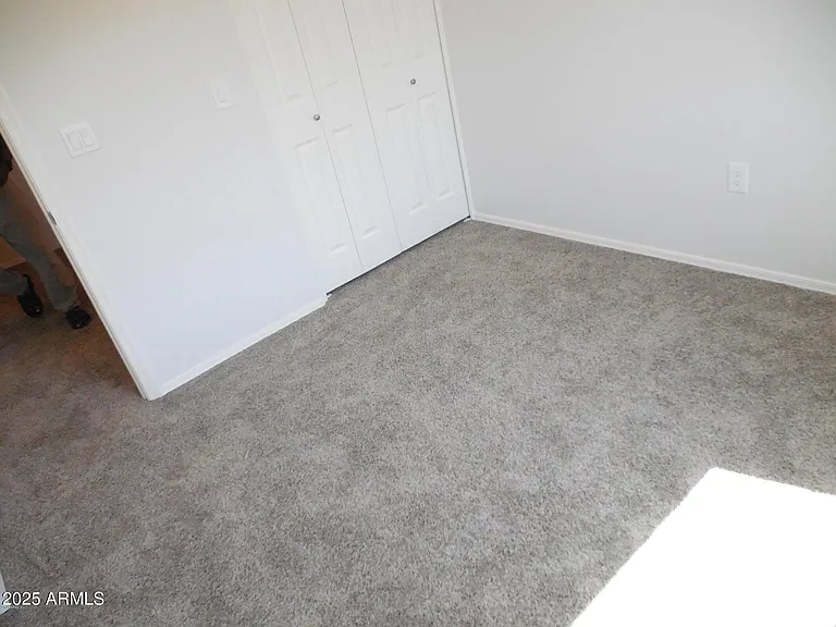 4712 E Broadway Rd — Photo 11