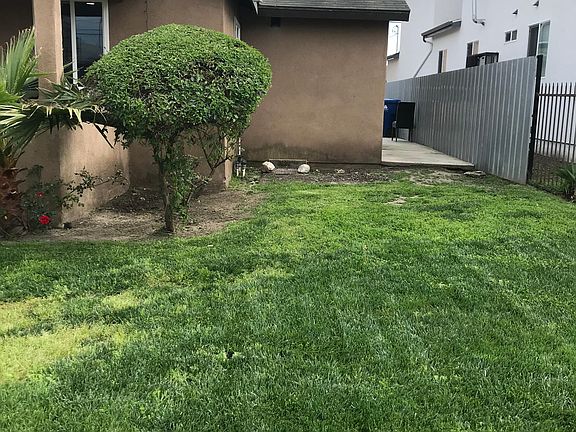 3rd image of 150 W 111th Pl