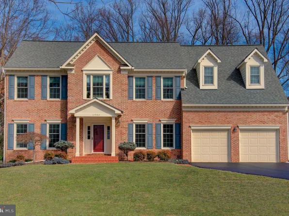 11902 Crayton Ct, Herndon, VA 20170