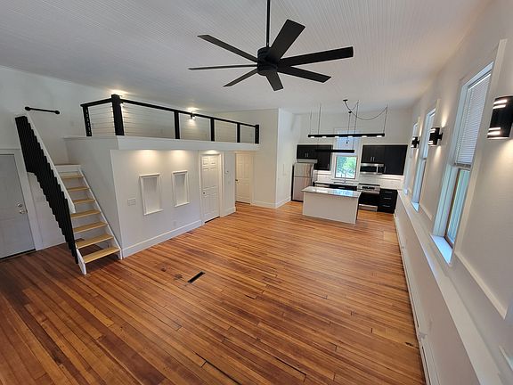 5th image of 1668 Washington St #2