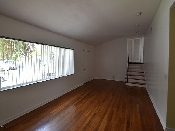 4th image of 2406 Mashie Ct