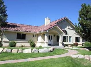 9715 Passa Tempo Dr, Reno, NV 89511