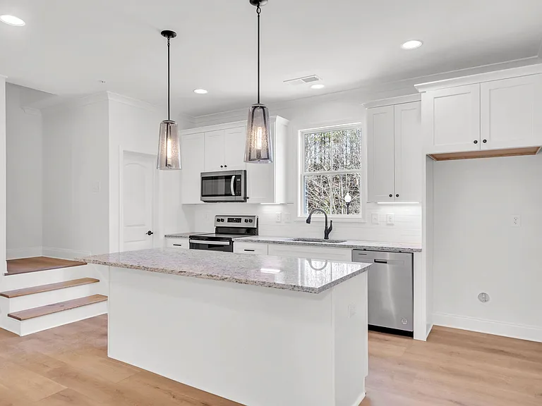 203 Riverstone Commons Cir — Photo 8