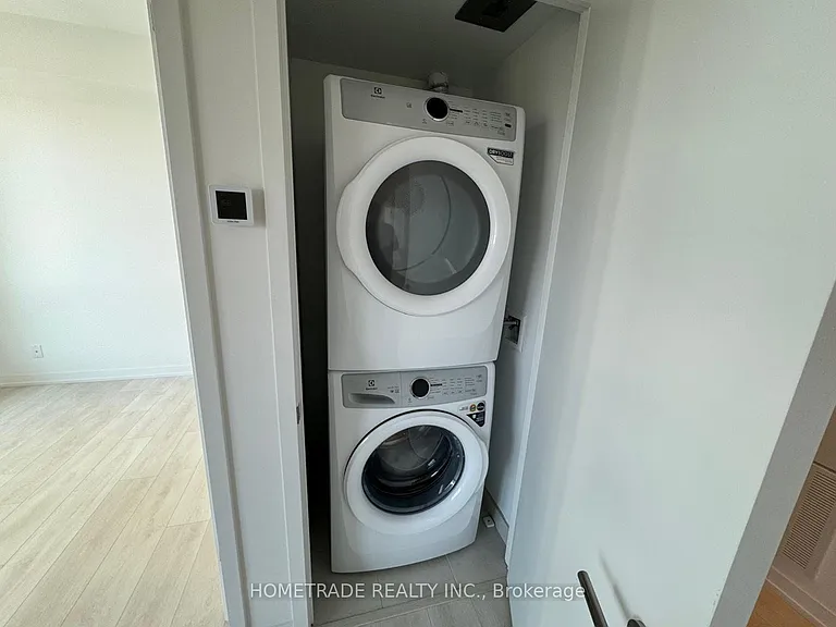 8 Beverley Glen Blvd #C-1104 — Photo 5