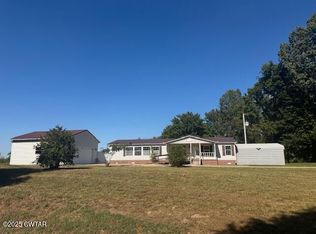 550 Travis Rd, Martin, TN 38237