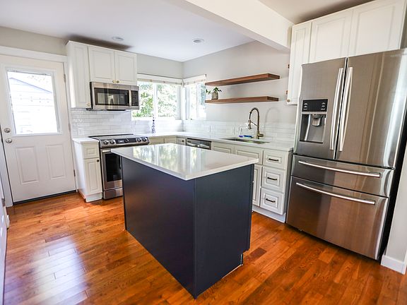 3rd image of 15328 26th Ave NE