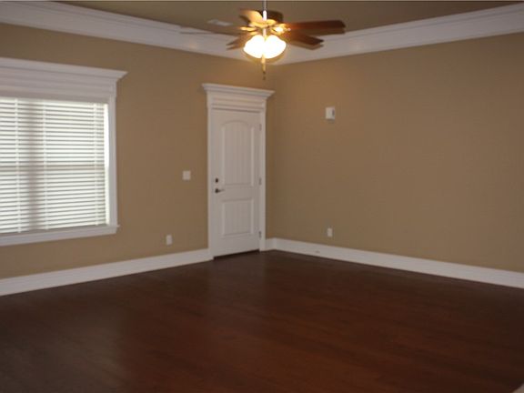 4th image of 4500 SW Wheatgrass Blvd