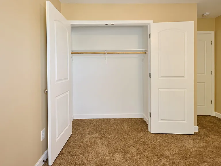 361 Crescent Dr #5 — Photo 9