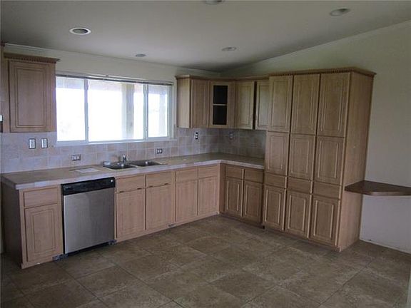 3rd image of 5771 County Road 2646
