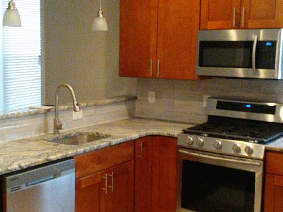 3rd image of 858 N 22nd St Fl 1