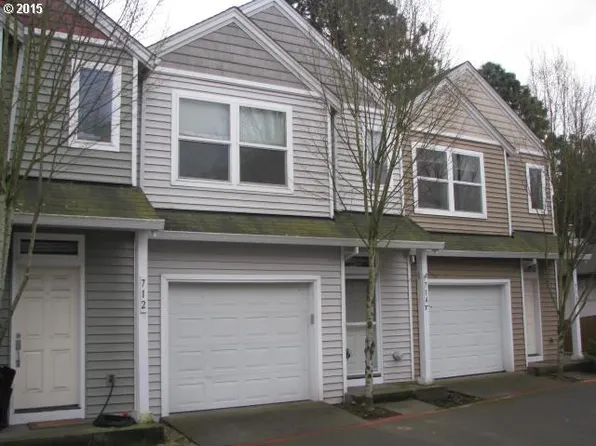 714 Barton Ave #5, Gladstone, OR 97027