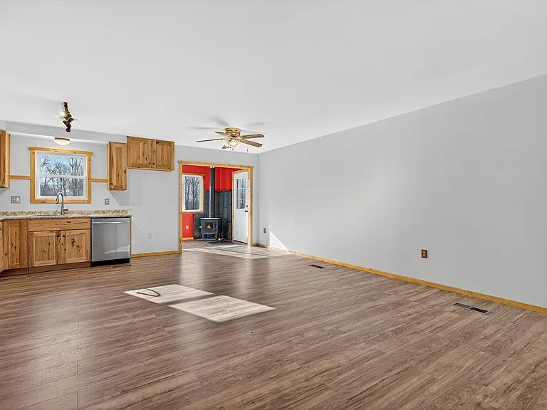 42 Butrick Rd #O — Photo 7