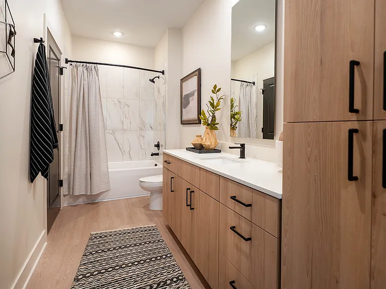 Tiled Showers & Surrounds