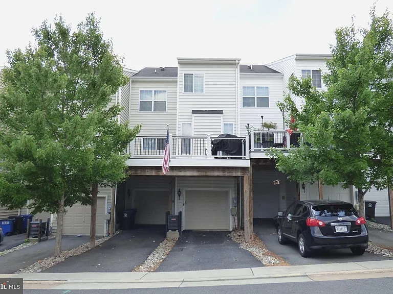 1604 Kinnaird Ter NE — Photo 37