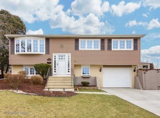 16501 Paxton Ave, Tinley Park, IL