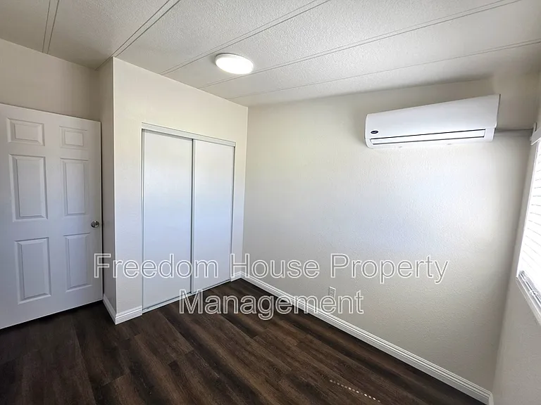 1911 Greta Blvd — Photo 15