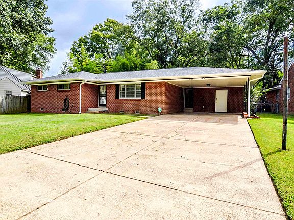 3rd image of 3190 Gina Dr