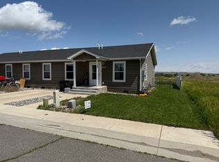220 Riverwood Dr., Lander, WY 82520
