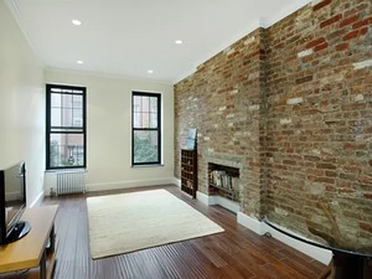 Sold by Citi Habitats | media 3
