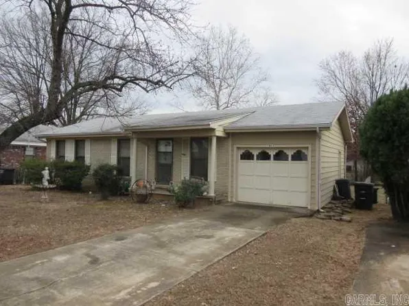 1411 Smithwick Dr, Jacksonville, AR 72076