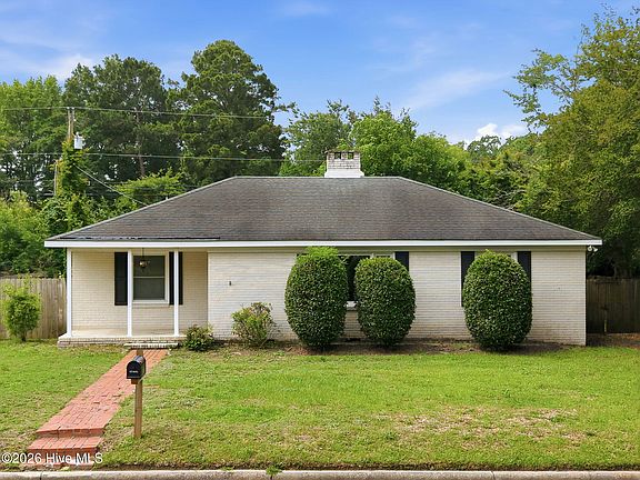 4th image of 2702 Jackson Drive