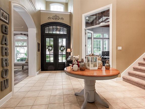 3rd image of 6111 Valley Heather Ct