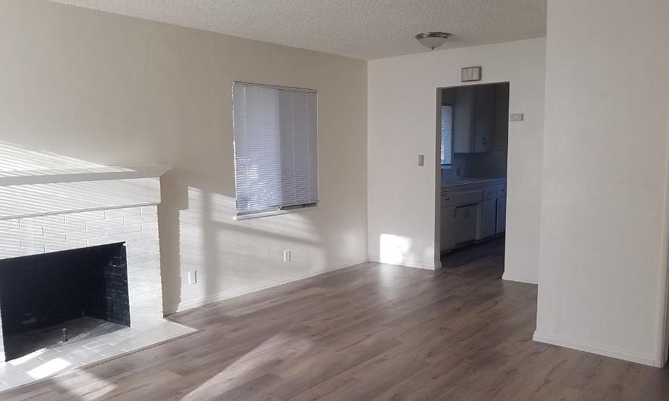 1st image of 9976 Live Oak Ave