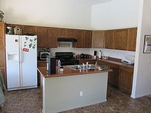 3rd image of 6212 N Laguna Dr