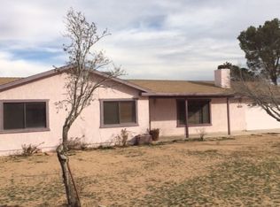 13221 Winona Rd, Apple Valley, CA 92308